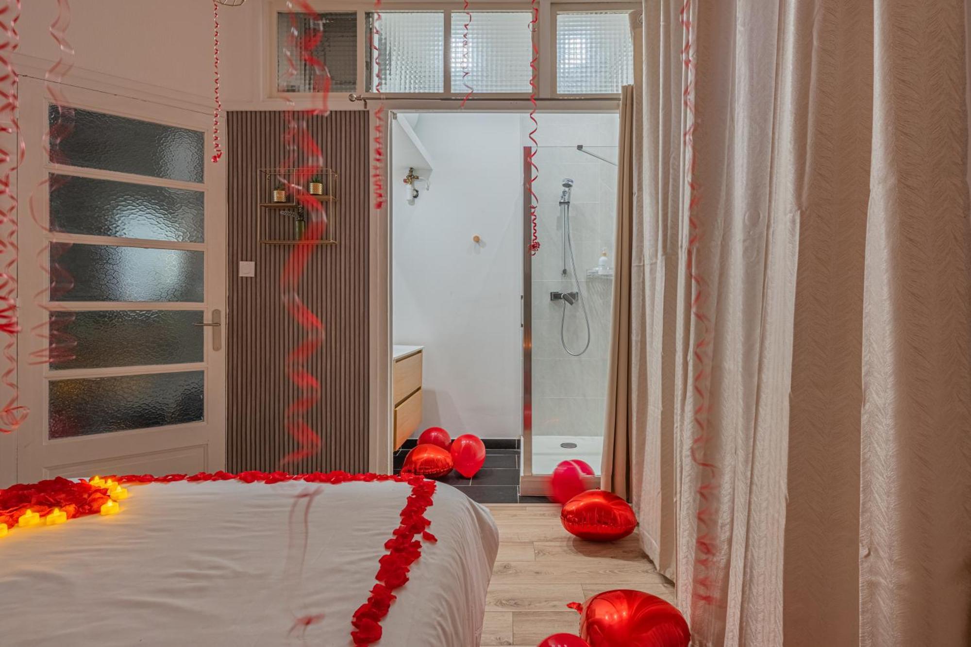 Luxury Cinephile - Netflix - 2 Balcons - Garage Prive - Minibar Apartment