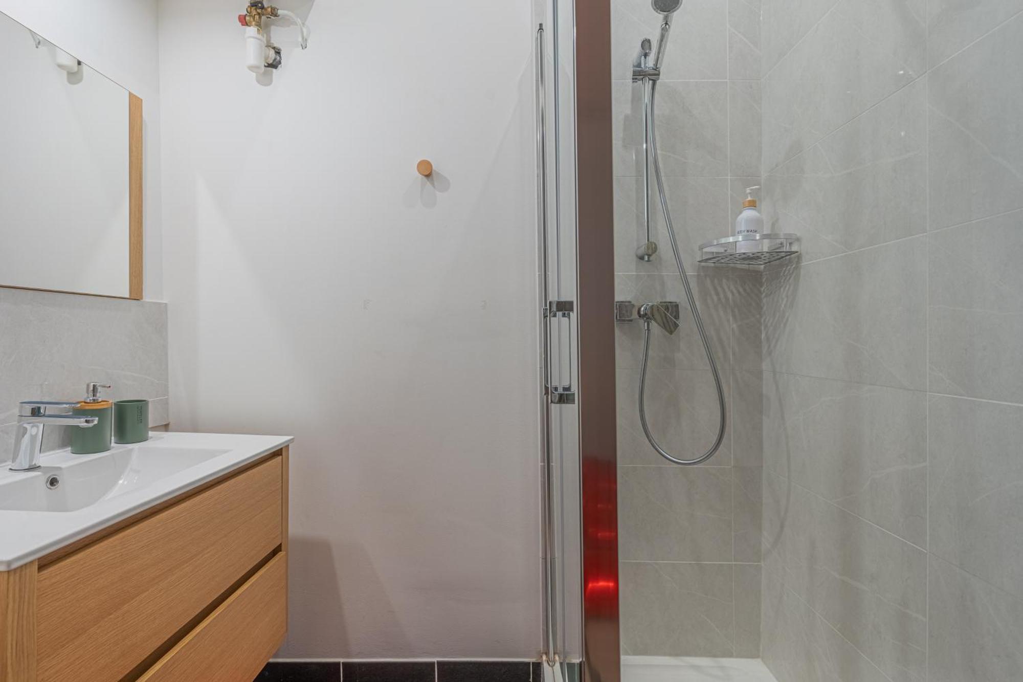 Luxury Cinephile - Netflix - 2 Balcons - Garage Prive - Minibar