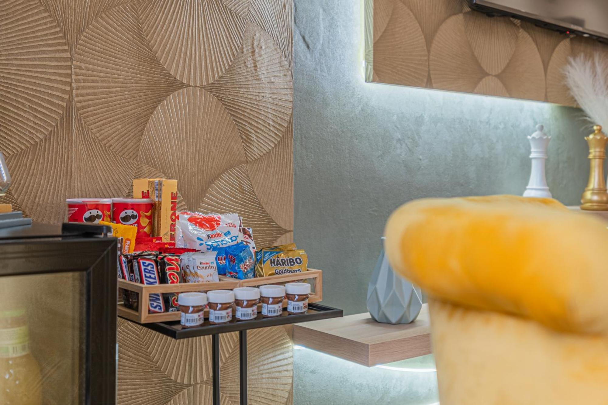 Luxury Cinephile - Netflix - 2 Balcons - Garage Prive - Minibar